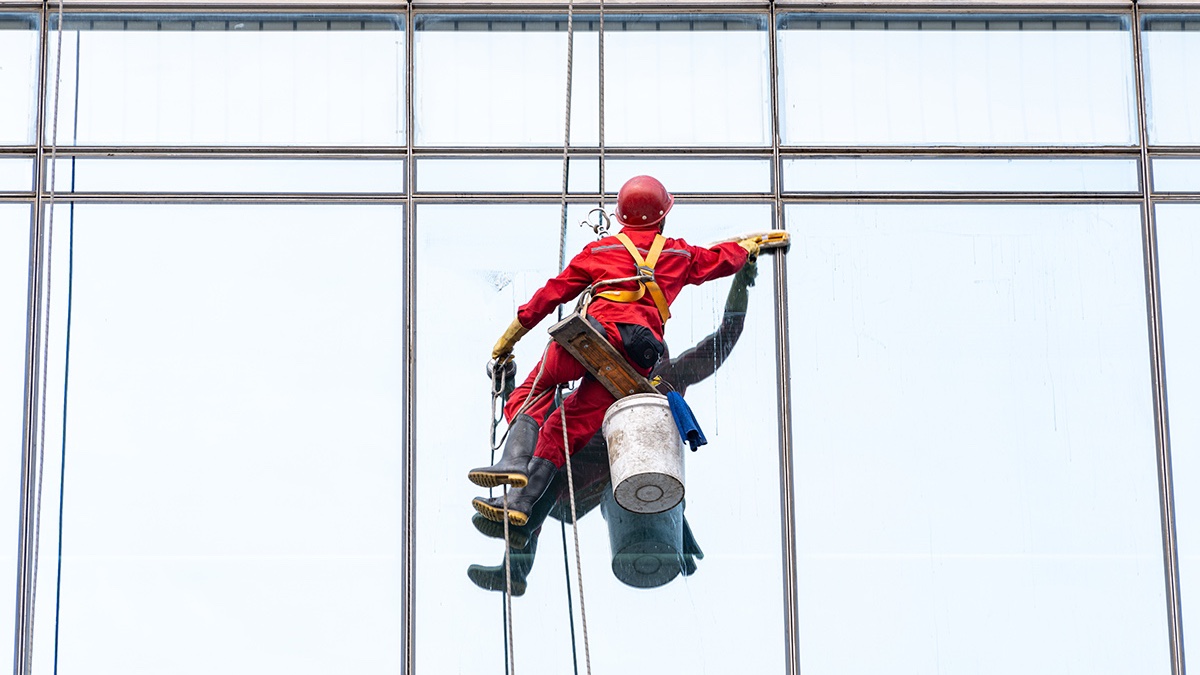 高空外墻清洗需要哪些勞動保護用品？